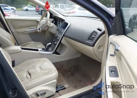 2013 Volvo Xc60 3.2 Premier из США, поврежденный, VIN YV4952DL2D2421122